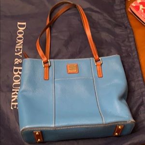 Dooney & Bourke Handbag
